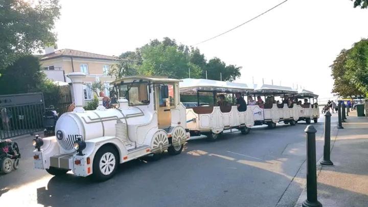Vanilla إيزولا المظهر الخارجي الصورة